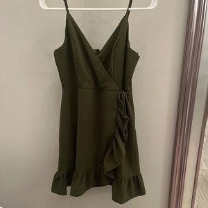 Forest Green Flattering Spaghetti Strap Wrap Sundress - M